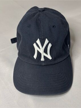 NY Yankees Navy Blue Baseball Cap With  White Logo | O/S